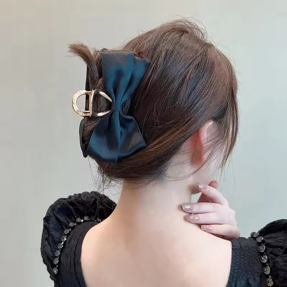 Elegant Black Hair Bow with Gold Accent